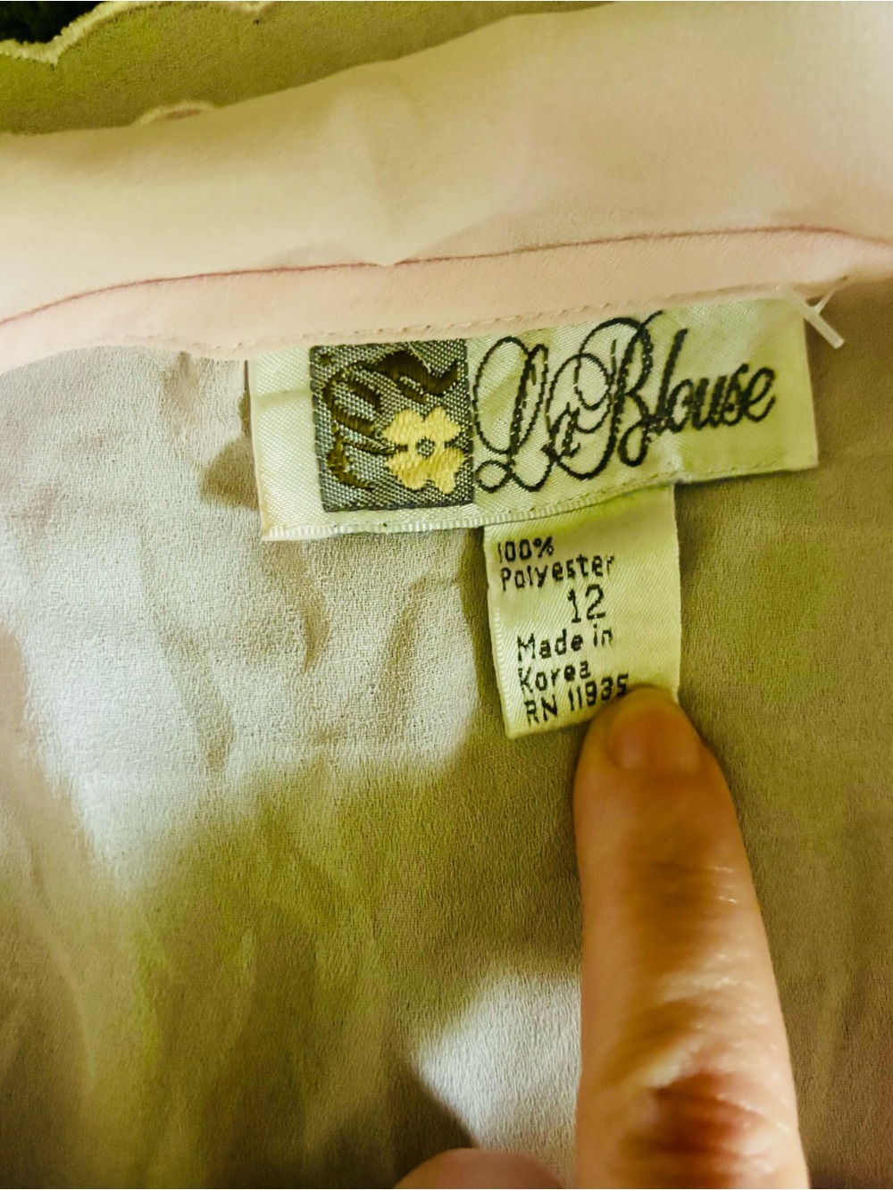 Sheer Vintage Sz 12 Light Pink Button-Front Puff Sleeve Embroidered Blouse - Picture 4 of 12